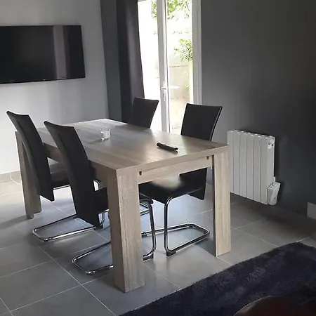 De La Roussie Bec-de-Mortagne